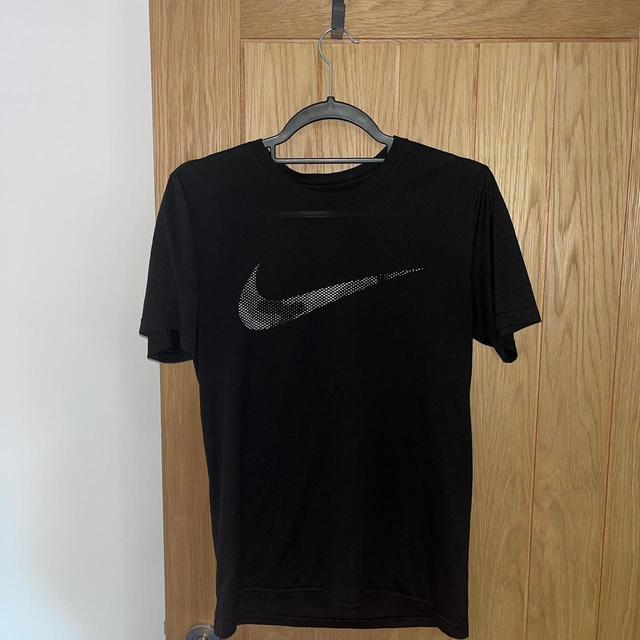 Nike Men's T-shirt - Black - S on Productcaster.