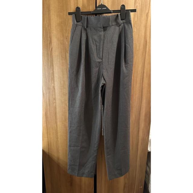 H&M Women's Tailored trousers - Grey - UK 8 on Productcaster.