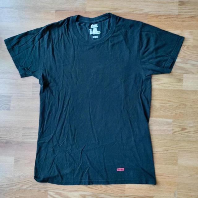 Supreme Men's T-shirt - Black - S on Productcaster.