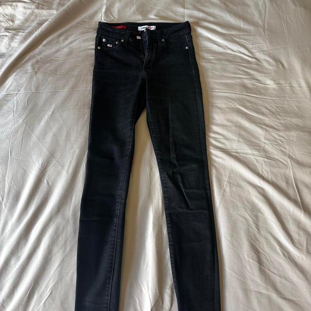 Tommy Hilfiger Women's Jeans - Black - 24" on Productcaster.