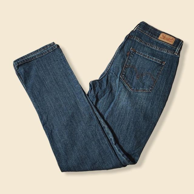 Levi's Women's Jeans - Navy - UK 8 on Productcaster.