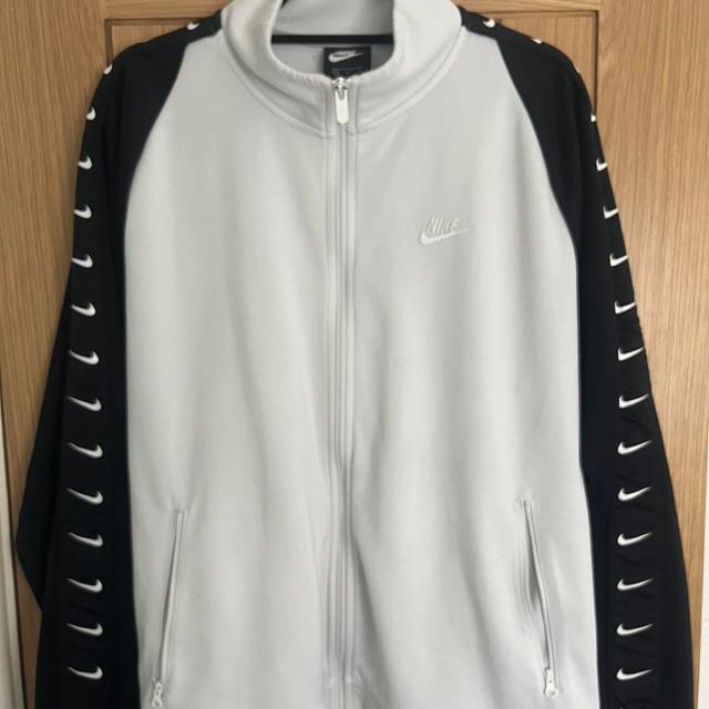 Nike Men's Lightweight Jacket - White - XL on Productcaster.