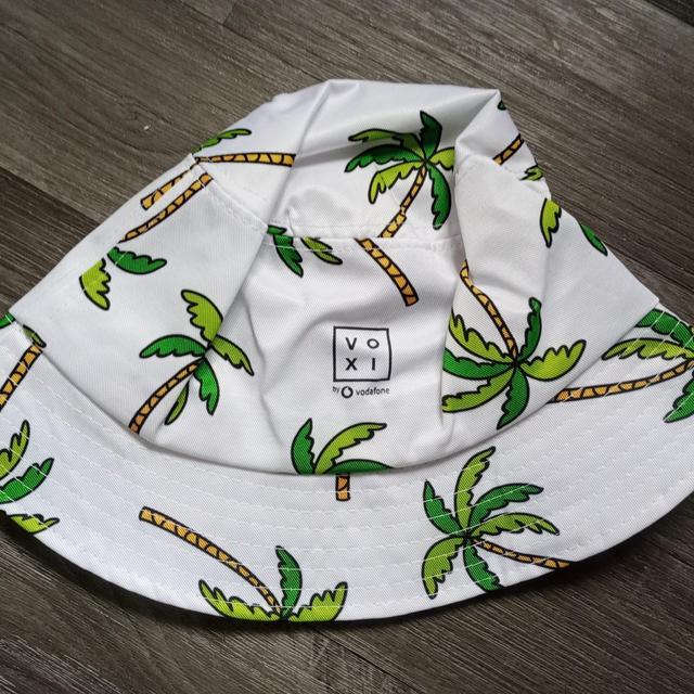 Men's Bucket hats - Multi on Productcaster.