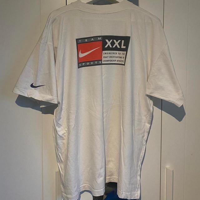 Nike Men's T-shirt - White/Blue - XL on Productcaster.