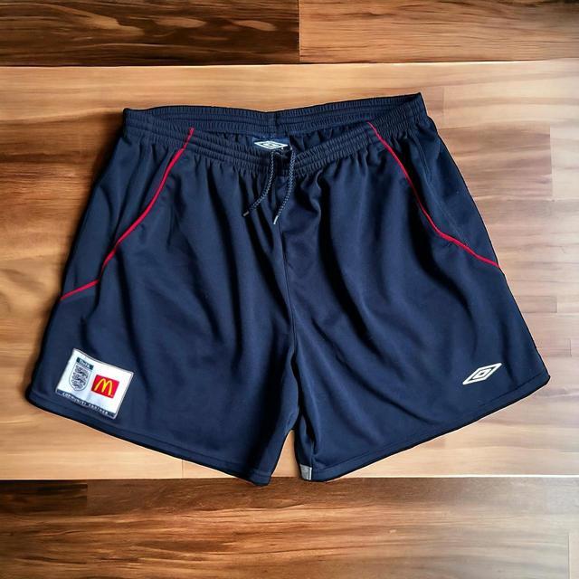 Umbro Men's Shorts - Navy/Red - L on Productcaster.