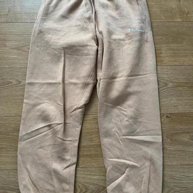 Champion Women's Sweatpants - Tan - M on Productcaster.