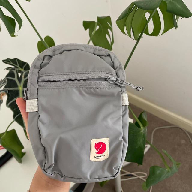 Fjällräven Women's Crossbody bags - Grey on Productcaster.