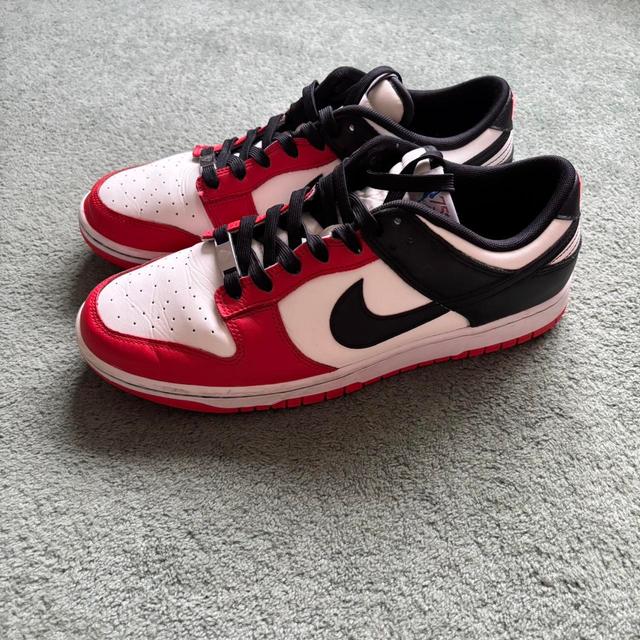 Nike Men's Trainers - Black/Red - UK 9.5 on Productcaster.