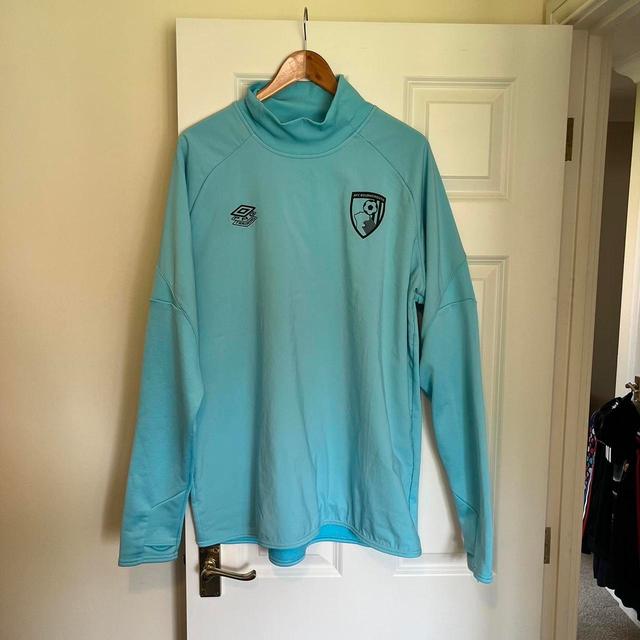 Umbro Men's Sweatshirt - Blue - XL on Productcaster.