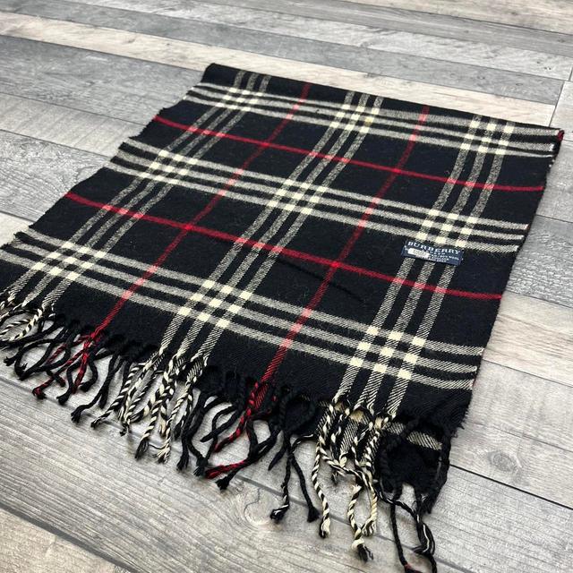 Burberry Women's Scarf - White on Productcaster.