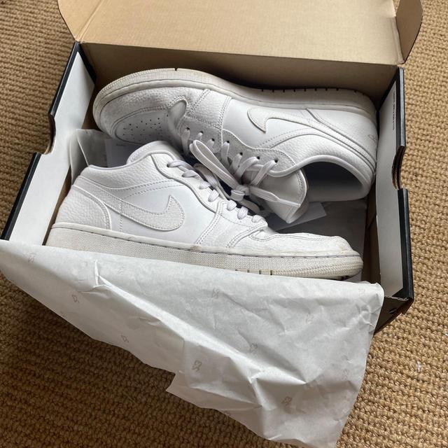 Nike Men's Trainers - White - UK 8.5 on Productcaster.