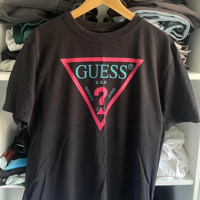 Guess Men's T-shirt - Black - M on Productcaster.