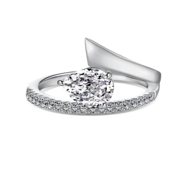 Women's Ring - Silver on Productcaster.