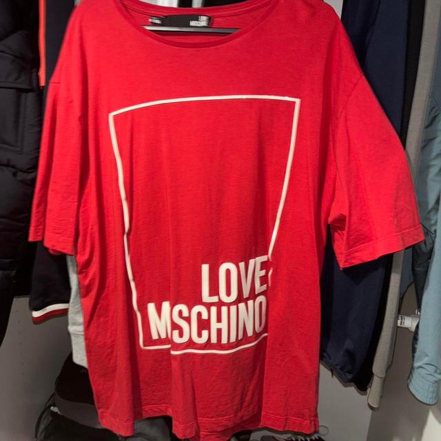 Moschino Men's T-shirt - Red - M on Productcaster.