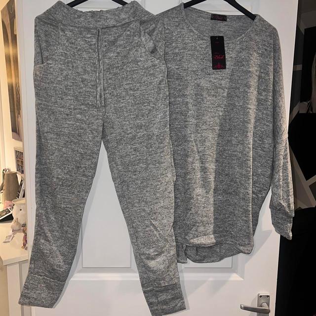 Women's Jumper - Grey/Silver - 10 on Productcaster.