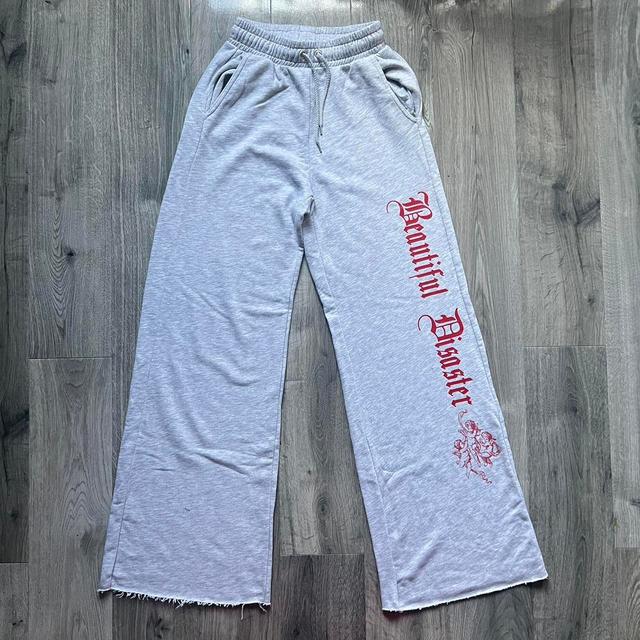 Bershka Women's Sweatpants - Grey/Red - UK 12 on Productcaster.