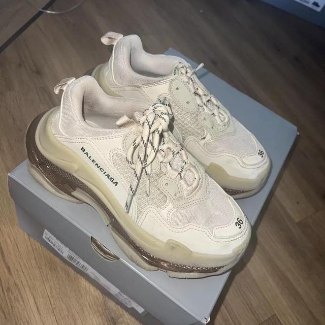 Balenciaga Women's Trainers - Cream/Tan - UK 3 on Productcaster.