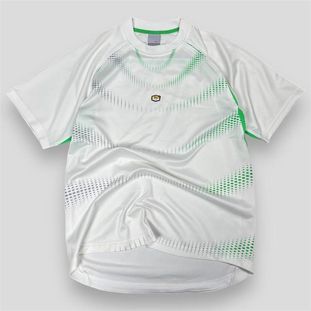 Nike Men's T-shirt - White - M on Productcaster.