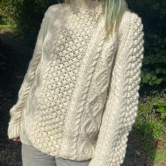 Vintage Women's Jumper - Cream/White - XL on Productcaster.