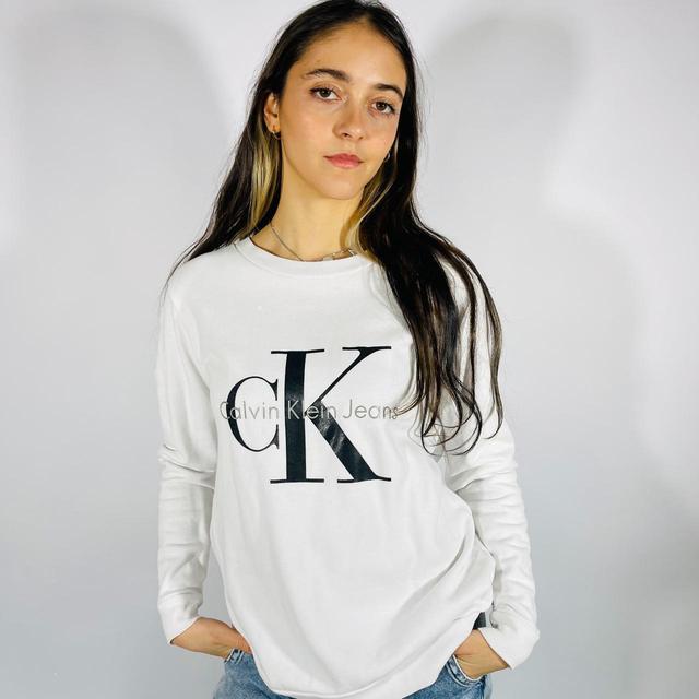 Calvin Klein Women's Sweatshirt - White - S on Productcaster.