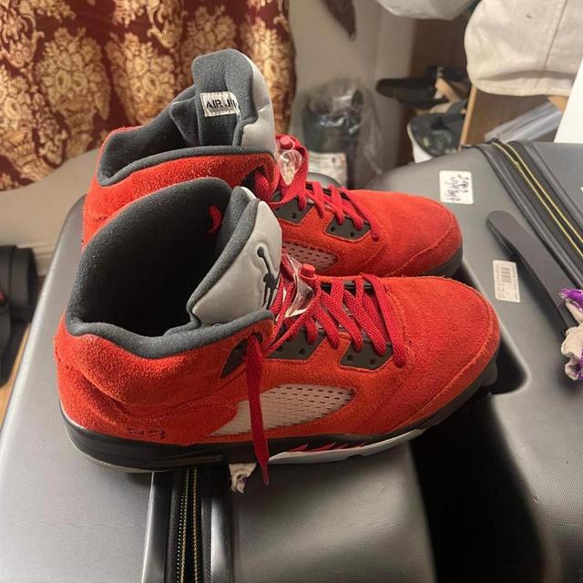 Jordan Men's Trainers - Red/Black - UK 11 on Productcaster.