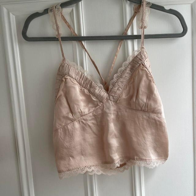 Urban Outfitters Women's Crop top - Tan - S on Productcaster.