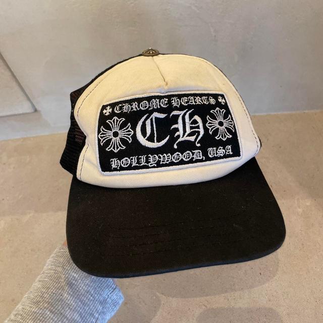 Chrome Hearts Men's Caps - Black/White on Productcaster.