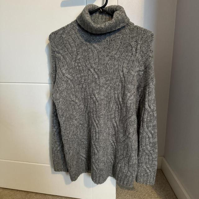 Marks & Spencer Women's Jumper - Grey - XS on Productcaster.