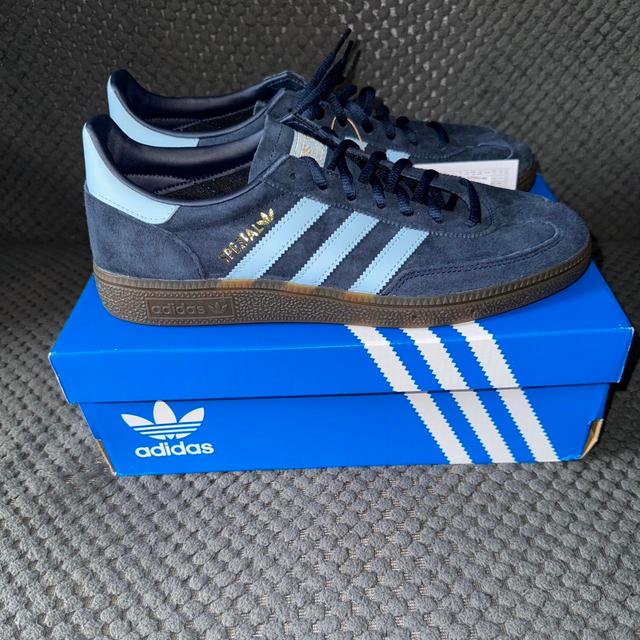 Adidas Men's Trainers - Navy/Blue - UK 9 on Productcaster.