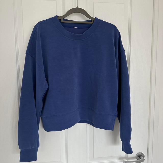 Lululemon Women's Sweatshirt - Purple - M on Productcaster.