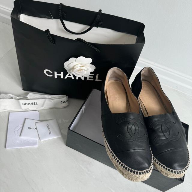 Chanel Women's Mules - Black - UK 6.5 on Productcaster.