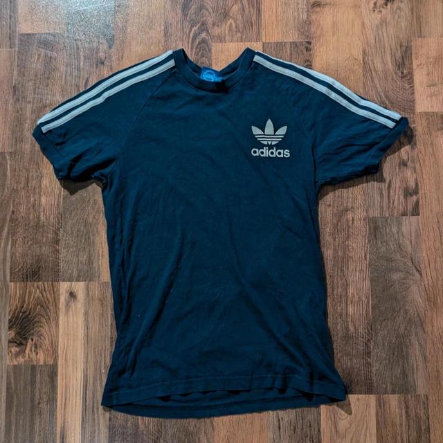 Adidas Men's T-shirt - Navy - S on Productcaster.