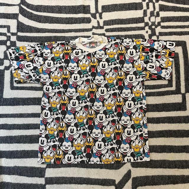 Disney Men's T-shirt - Multi - L on Productcaster.