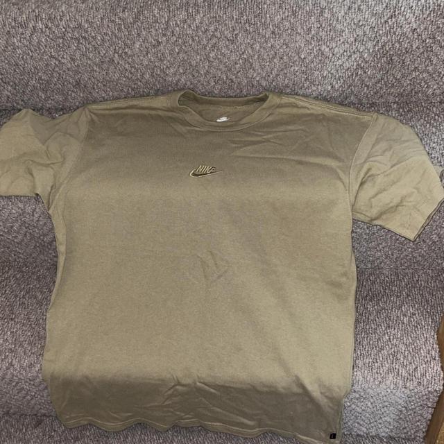 Nike Men's T-shirt - Khaki/Tan - M on Productcaster.