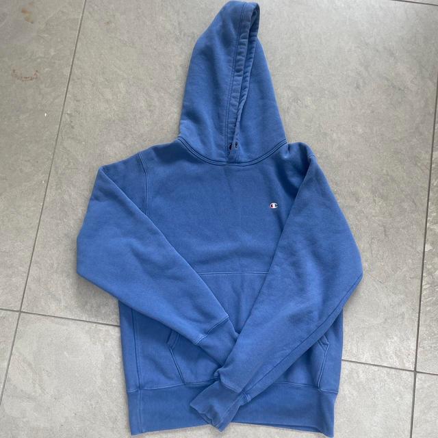 Champion Men's Hoodie - Blue - M on Productcaster.