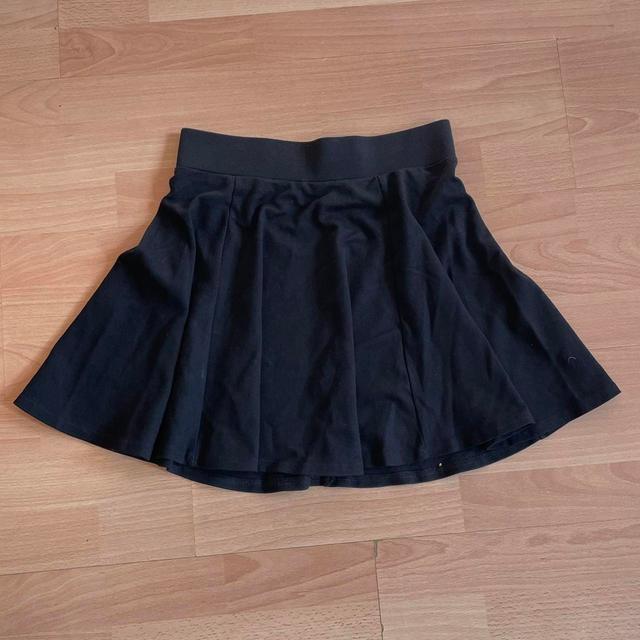 Pimkie Women's Nylon Skirt - Black - 27" on Productcaster.