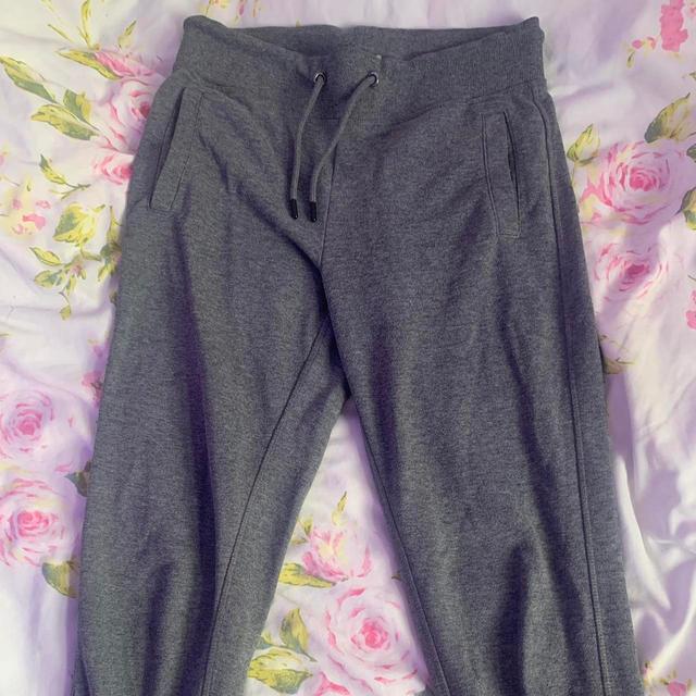 PrettyLittleThing Women's Sweatpants - Grey - UK 8 on Productcaster.