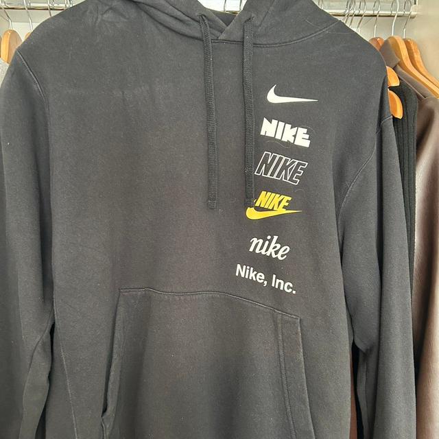 Nike Men's Hoodie - Black - M on Productcaster.