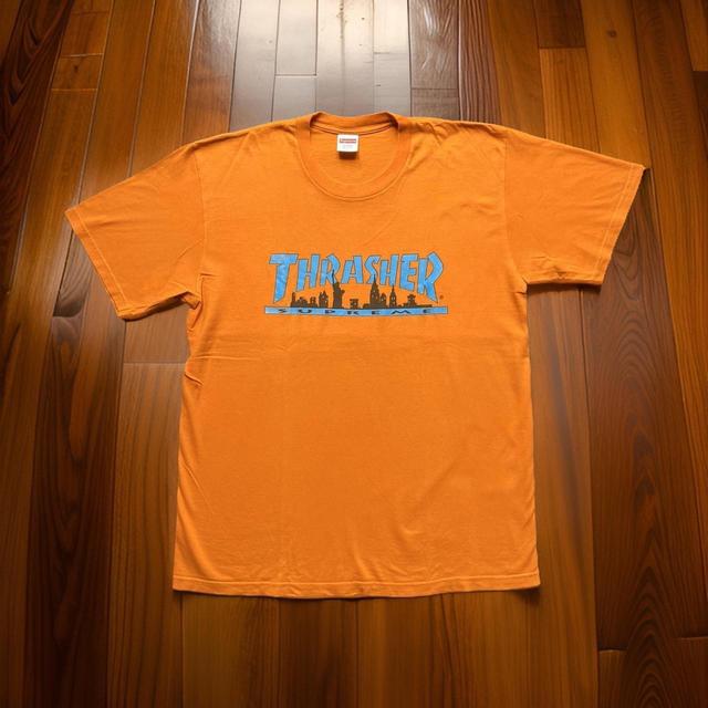 Supreme Men's T-shirt - Orange/Blue - L on Productcaster.