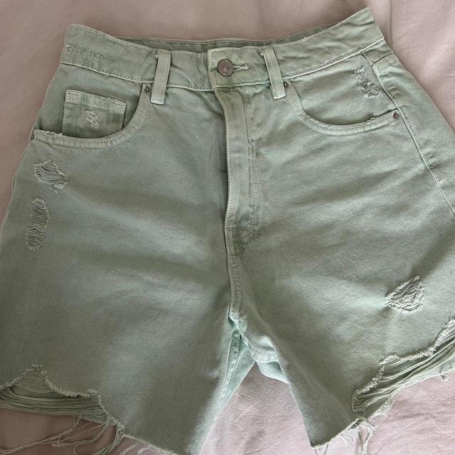 Zara Women's Shorts - Green - UK 6 on Productcaster.