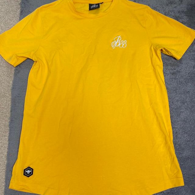 Men's T-shirt - Yellow - L on Productcaster.