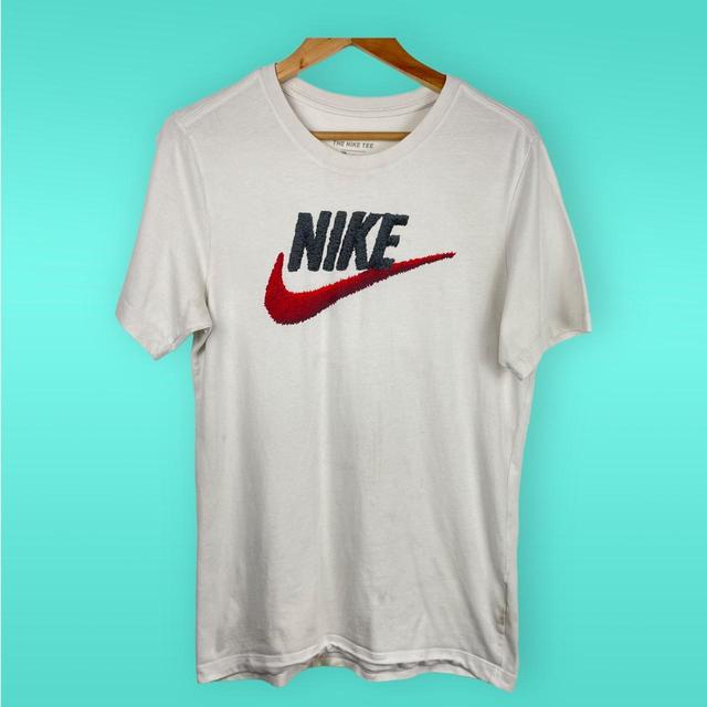 Nike Men's T-shirt - White - S on Productcaster.