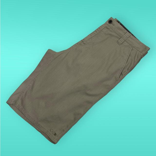 Oakley Men's Shorts - Tan - 34" on Productcaster.