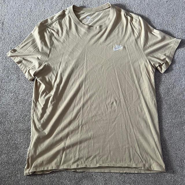 Nike Men's T-shirt - Tan/Cream - L on Productcaster.