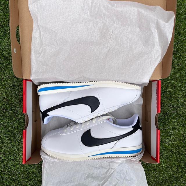 Nike Men's Trainers - White - UK 7.5 on Productcaster.