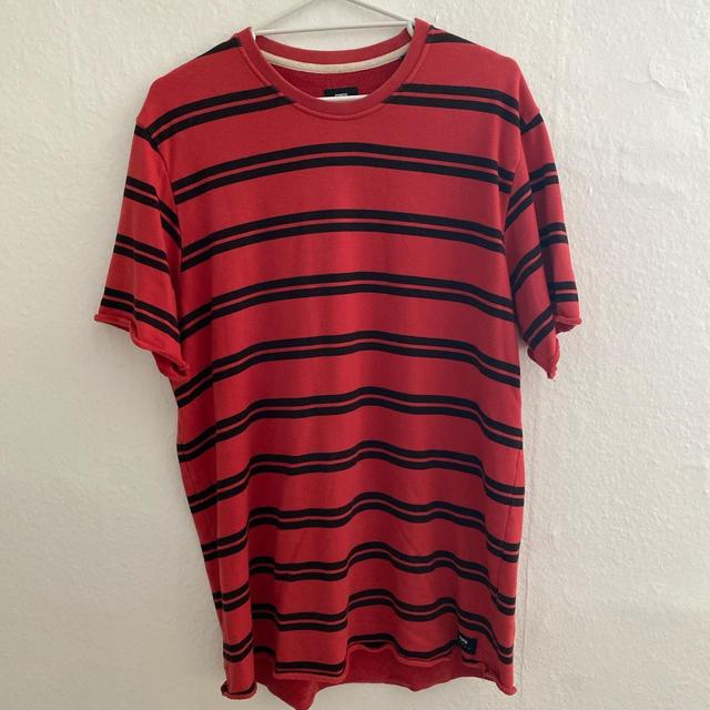 Edwin Men's T-shirt - Red - L on Productcaster.