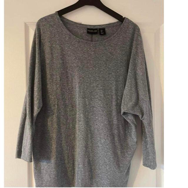 Women's Jumper - Grey - L on Productcaster.