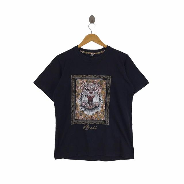 Vintage Men's T-shirt - Black - S on Productcaster.