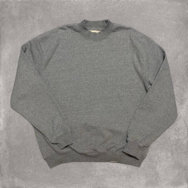 Represent Men's Sweatshirt - Grey - S on Productcaster.