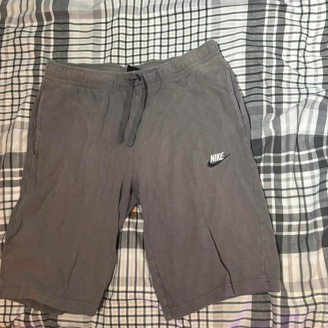 Nike Men's Shorts - Grey - M on Productcaster.